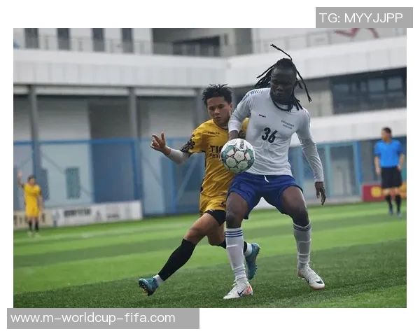 天下足球饕餮盛宴尽享全球足球盛事激情与荣耀的完美交融